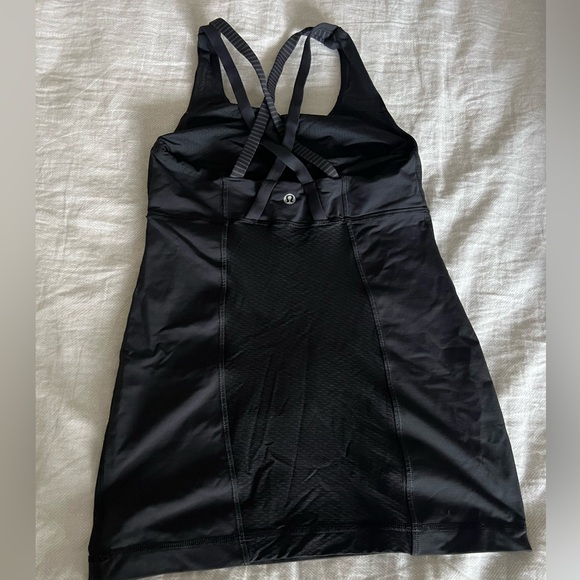 Lululemon Muscle Tees - Picture 4 of 4